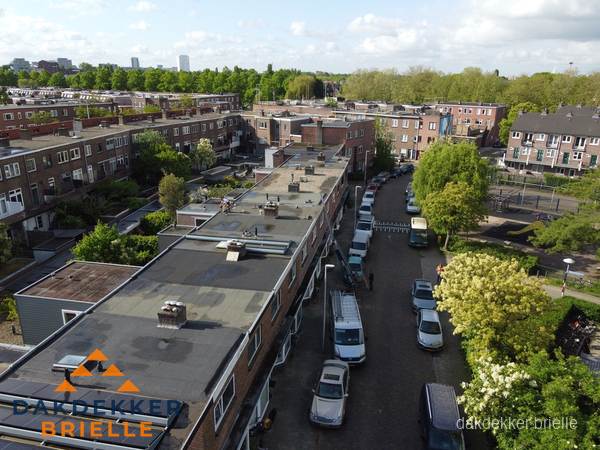 Luchtfoto dakinspectie woonwijk in Brielle Luchtfoto dakinspectie woonwijk in Brielle